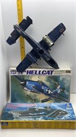 2 MILITARY PLASTIC MODELS IN BOX & 1984 A-10