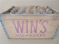 *VTG Win's Milwaukee Soda Wood Crate & Bottles 10