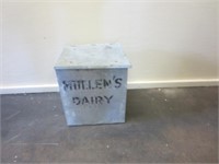 ~ Mullens Dairy Metal Box