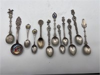 Souvenir spoons