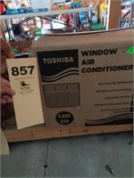 Toshiba 5K BTU air conditioner (like new in box)