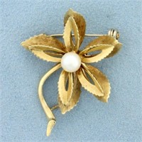 Italian Made Pearl Flower Pin in 14K Yellow Gold