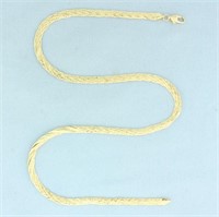 Unique Twisting Herringbone Link Chain Necklace in