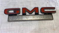 GMC 2500 V-Eight Emblem