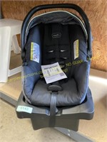Evenflo pivot expand LiteMax Infant Car Seat