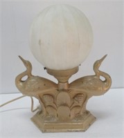 Vintage double swan lamp with globe. Measures:
