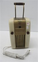 Westinghouse "Refrigerator" radio. For parts or