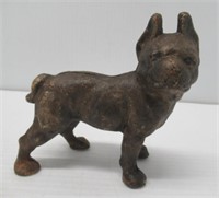 Cast iron vintage dog bank. Measures: 5 1/4"
