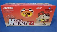 Nascar Kevin Harvick #29 Looney Tunes 1:24 Scale