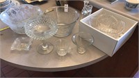 Assorted vintage pressed glass bowls, MIKASA