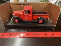 Collectible Metal truck with opening doors