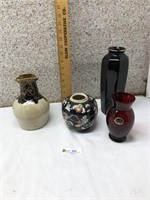 Vases & Pottery