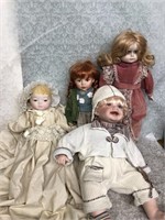 Porcelain doll lot