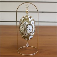 Heirloom Crystal Goose Egg Ornament With Stand
