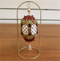 Heirloom Crystal Goose Egg Ornament With Stand