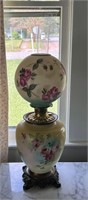 31” Gone with the Wind Oil Lamp with ROSES'