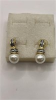 Two tone pearl earrings