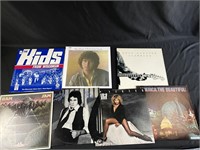 Lot of vintage record albums - please c photos
