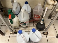 LOT - CLEANING SUPPLIES