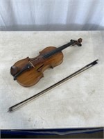 Vintage violin and bow. Marked copy of Antonio