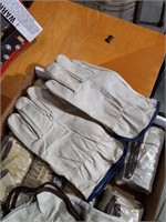 NEW Leather Gloves 13 Pr. Size L