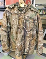 Xlarge camo hunting coat for winter by Scentlok