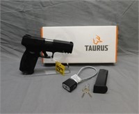 Taurus model G3 cal. 9mm 17 shot pistol. Serial