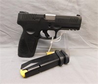 Taurus model G3 cal. 9mm 15 shot pistol. Serial