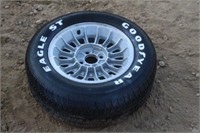 1988 Ford Mustang GT Rim & Tire, P225/60R15