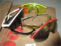 Lot of safety goggles