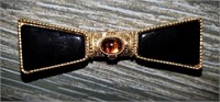 VINTAGE ART DECO STYLE BOW TIE AMBER CENTER BROOCH