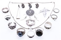 Grouping of 16 Vintage Sterling Silver Jewellery -