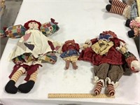 Misc dolls lot no visible markings