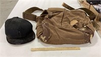 Carrying bag w/ Yankees cap