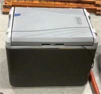 Coleman Model 564 Thermoelectric cooler w/plug in
