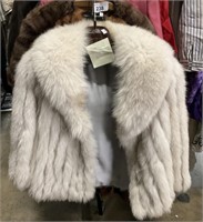 Ladies Fox Fur Coat.
