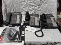 Toshiba Dkt-2000 Series Phone System, 3 Phones W/C