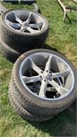 Set of rims and tires size 305/35R 24