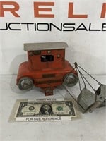 1950s Tonka Aerial sand loader toy