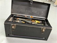 METAL TOOL BOX AND CONTENTS
