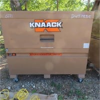 Knaack Job Box, Model 89, 60"x30", Casters