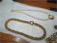 4 Necklaces & 1 Bracelet