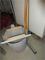 vtg metal mop bucket floor squeegee