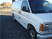 2001 Chevrolet Express 5.0L V8   STOCK # 4431