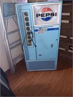 Pepsi Cola Vending Machine