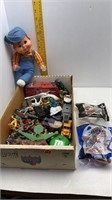BOX OF MISC. TOY SOLDIERS AND OTHER TOYS