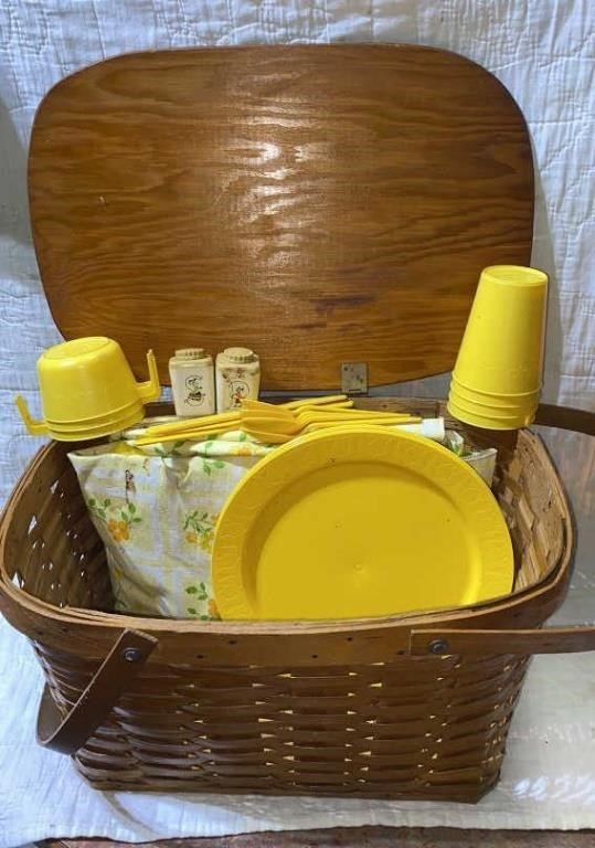 Collective Estate-Pyrex, Dishes, Collectable, Tools, CD's