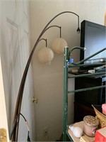 Large lamp missing bulb