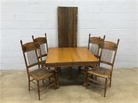 5 Pc. Oak Table & Chair Set