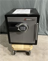 Sentry safe with electronic lock